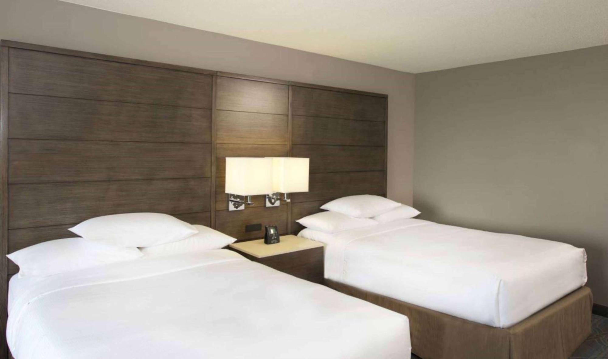Doubletree By Hilton Bloomington Minneapolis South Exterior foto